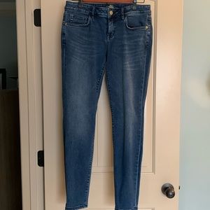 Tommy Bahama skinny jean